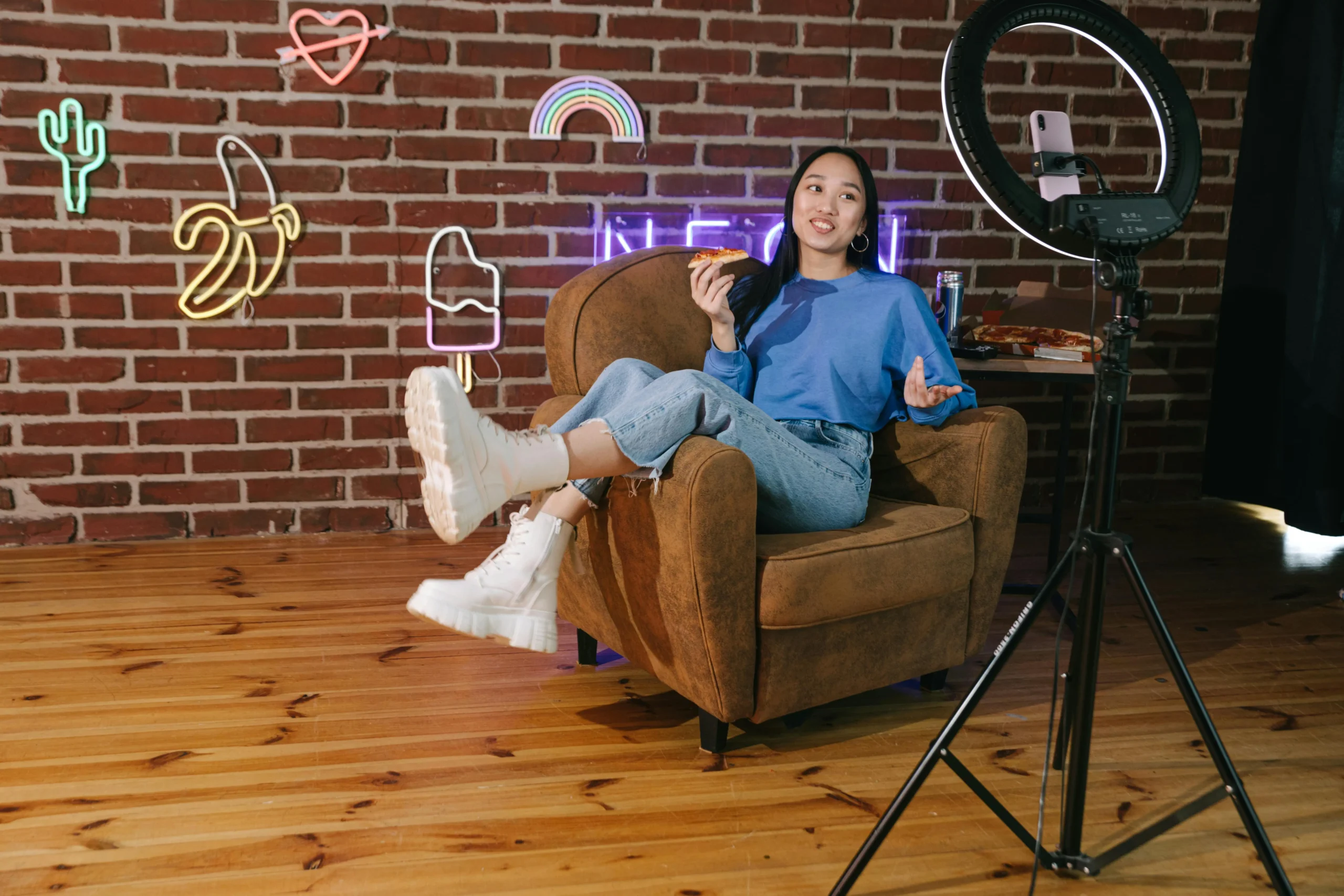 The New Wave of Influencer Marketing: A Comprehensive Guide 1 The New Wave of Influencer Marketing A Comprehensive Guide scaled