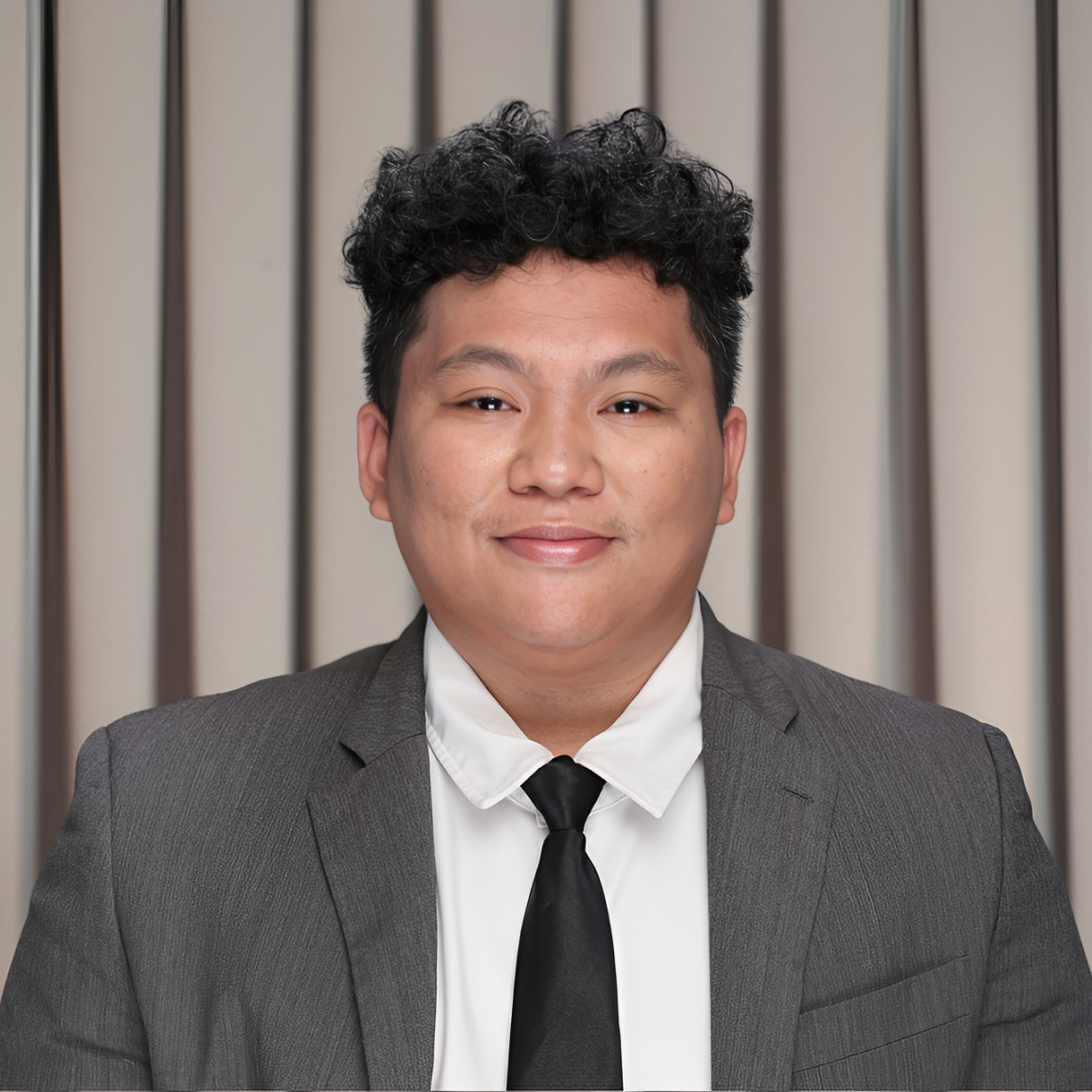 Harlo - Graphics Designer